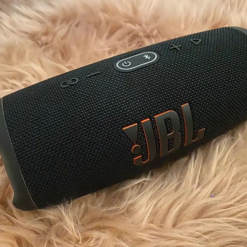 JBL Charge 5